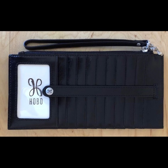 HOBO Handbags - NWT 💯Hobo Kimi Black Leather Card Wristlet
